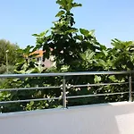 With A Parking Space - 4865 Rogoznica (Sibenik-Knin)