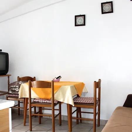 Apartment With A Parking Space - 4865