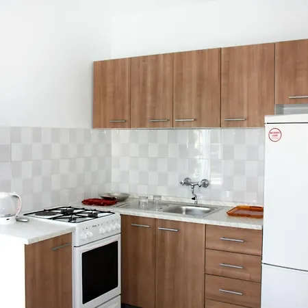 With A Parking Space - 4865 アパート ロゴズニッツァ