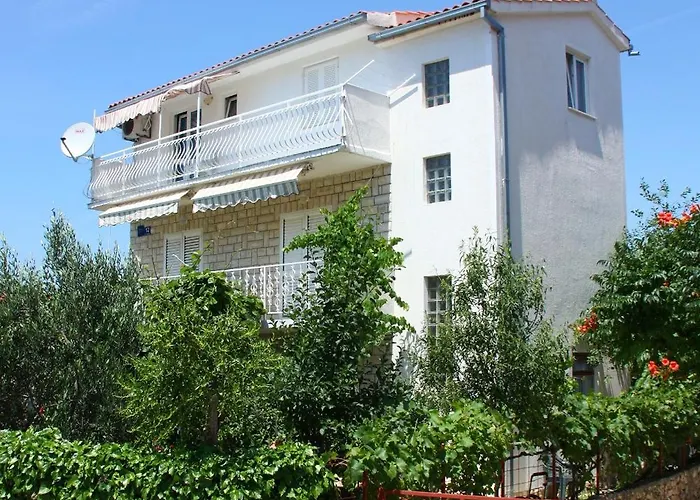 With A Parking Space - 4865 Apartamento Rogoznica (Sibenik-Knin)