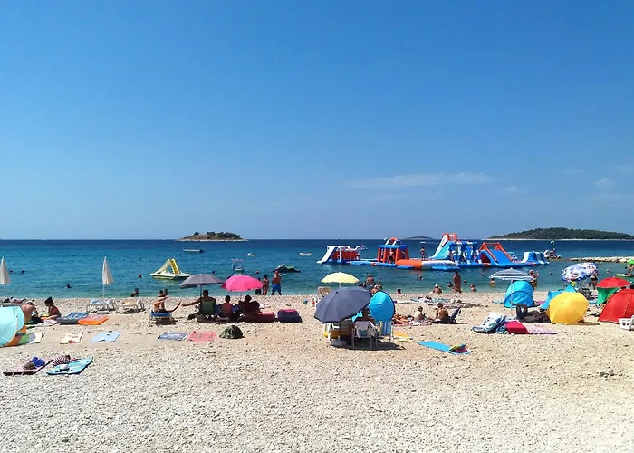 With A Parking Space - 4865